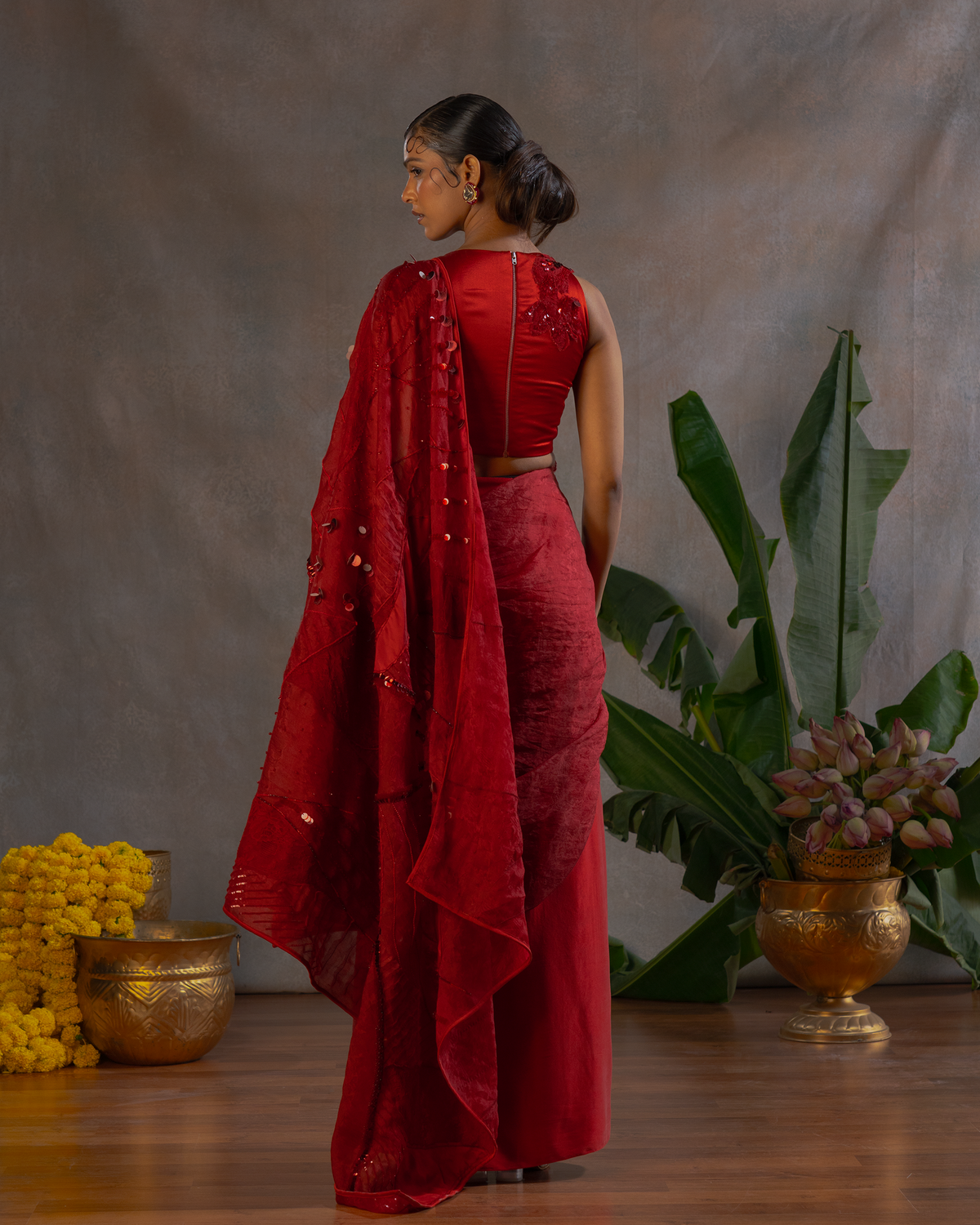 RED BLOOM DETACHABLE SAREE