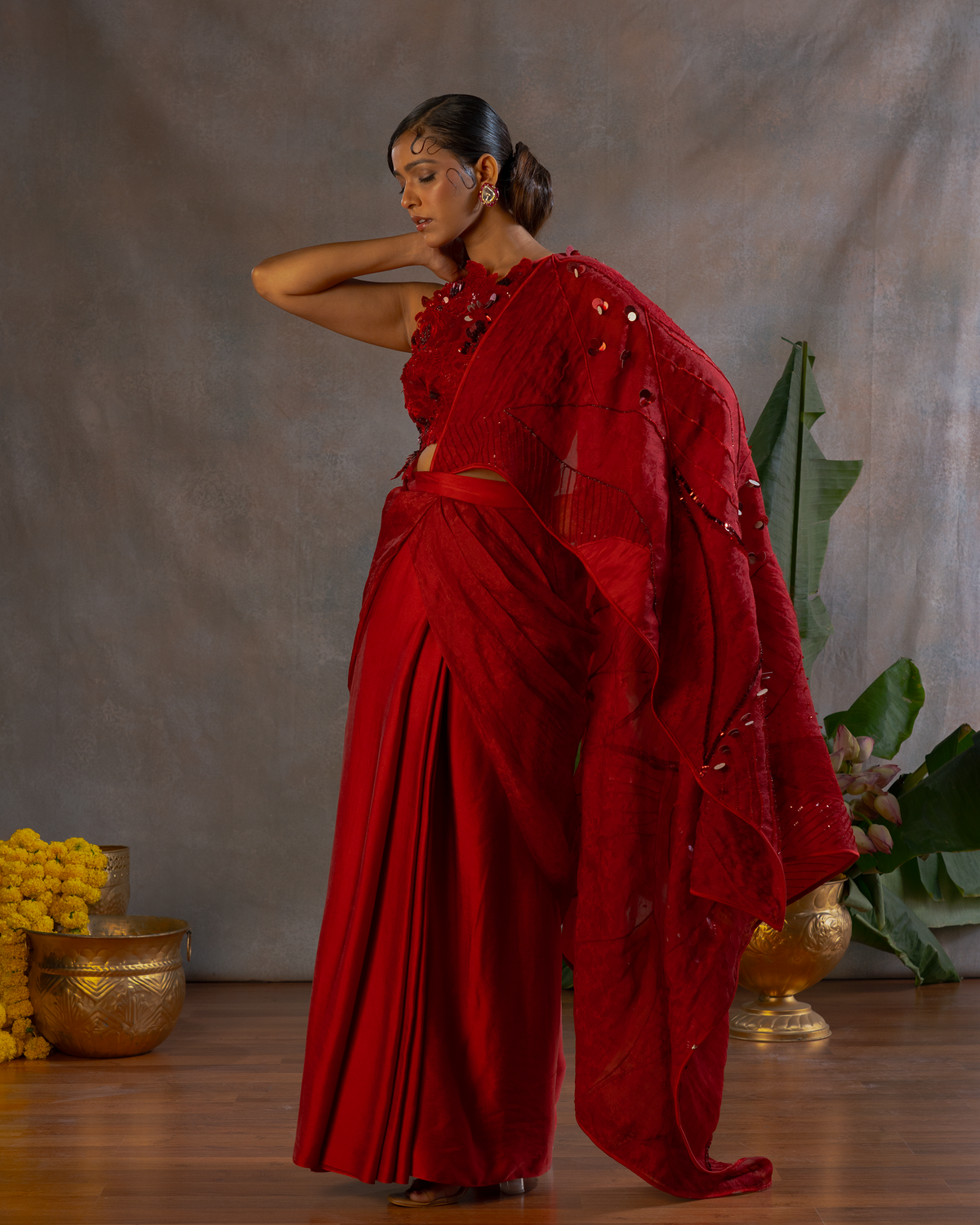 RED BLOOM DETACHABLE SAREE