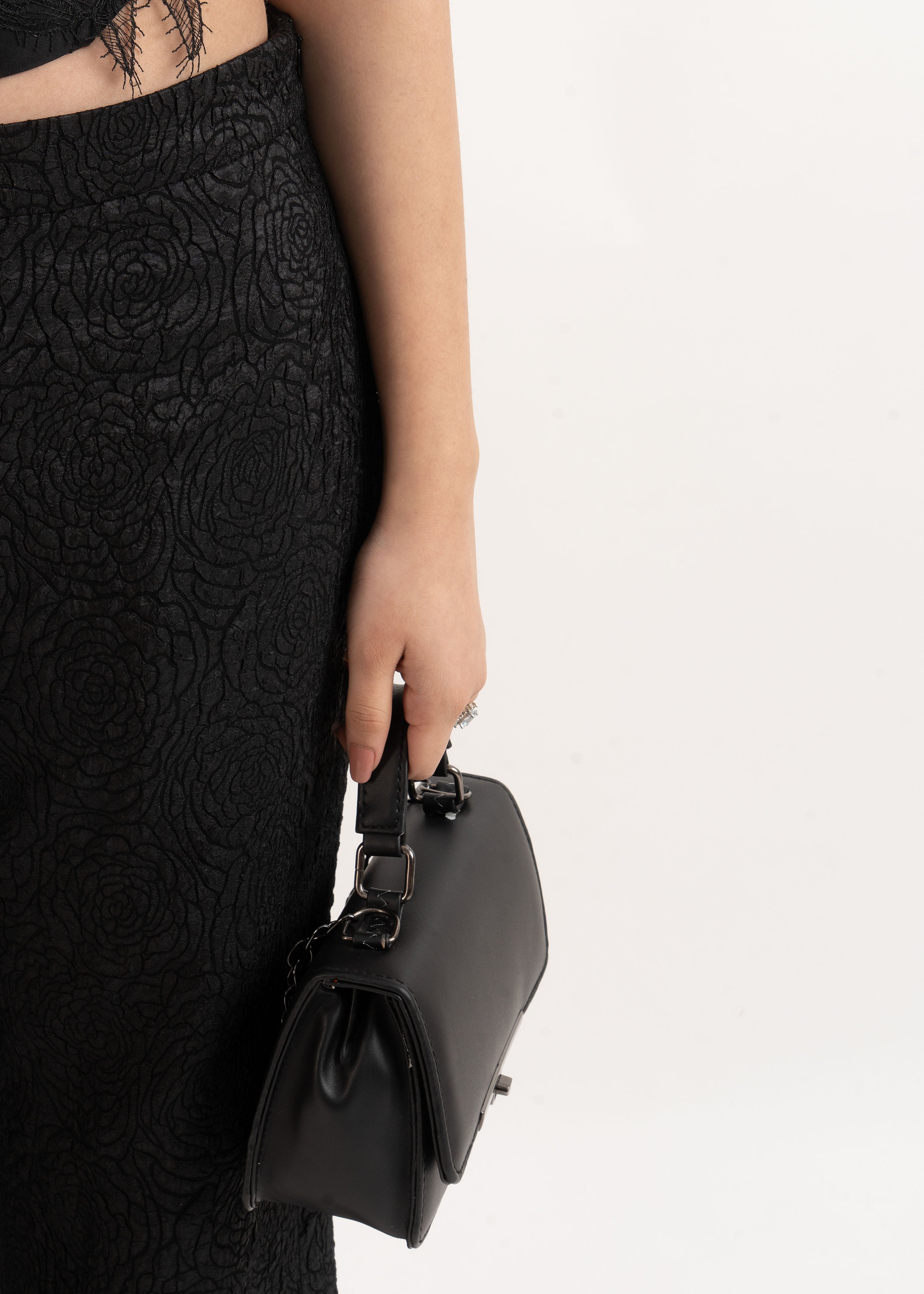 The Jaquard Noir Pant